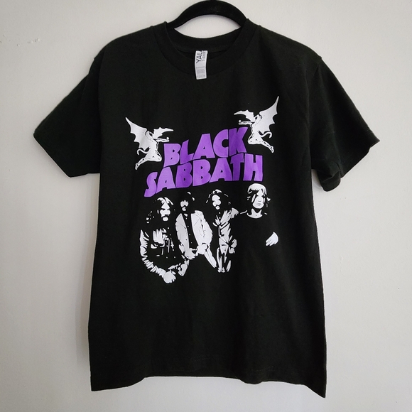 Black Short Sleeve Black Sabbath Grunge Y2K T-Shirt - Picture 1 of 6